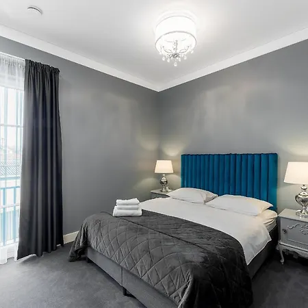 Legends House I For Families I Free Parking Guest house